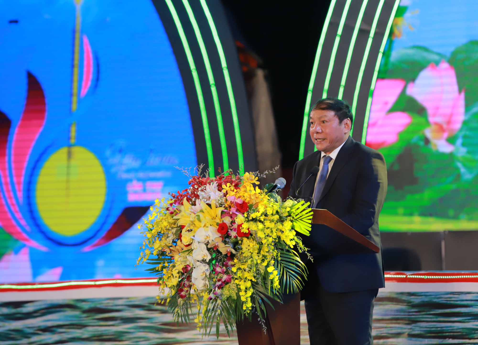 Bộ trưởng Nguyễn Văn Hùng phát biểu tại buổi lễ.